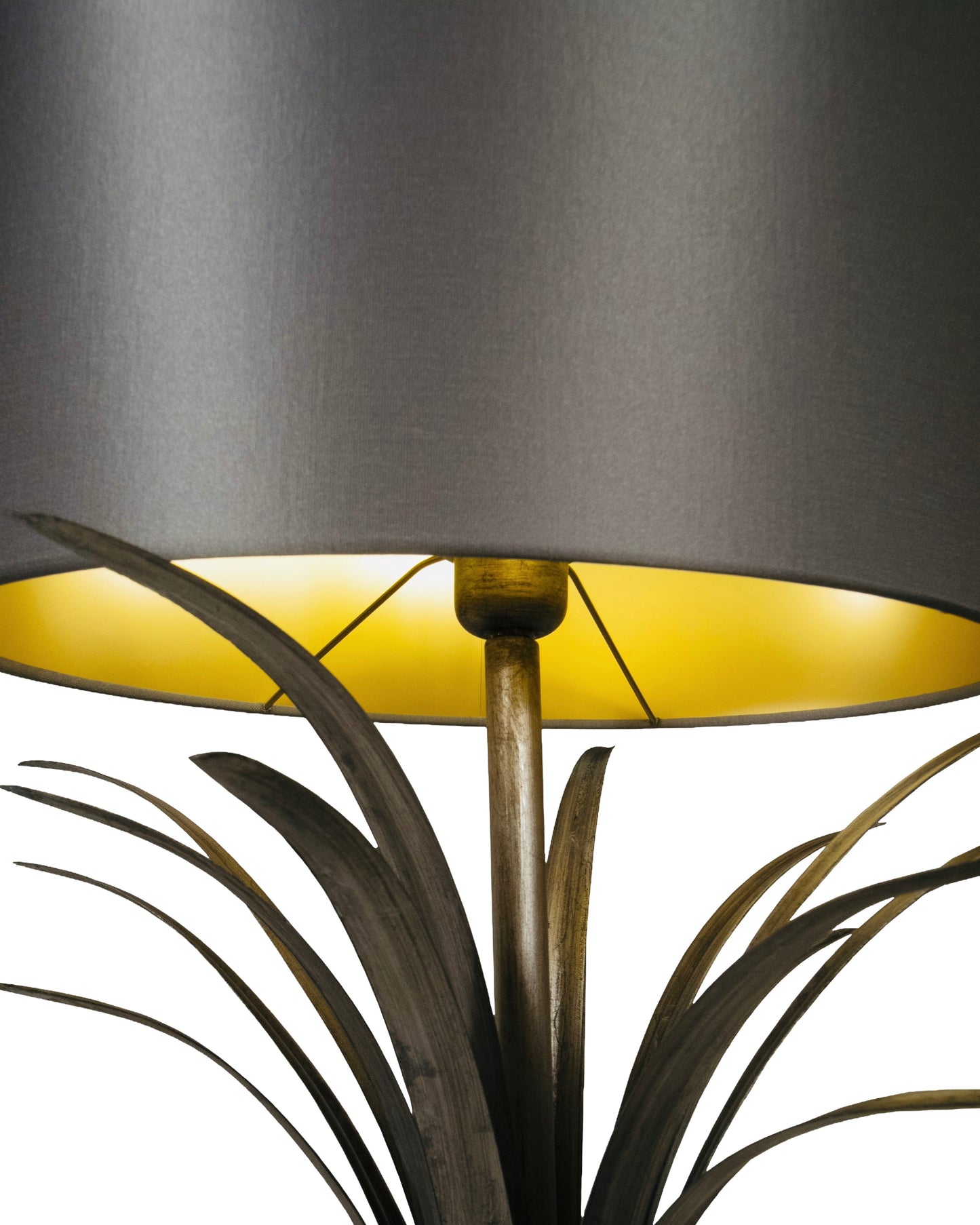 AGAVE TABLE LAMP