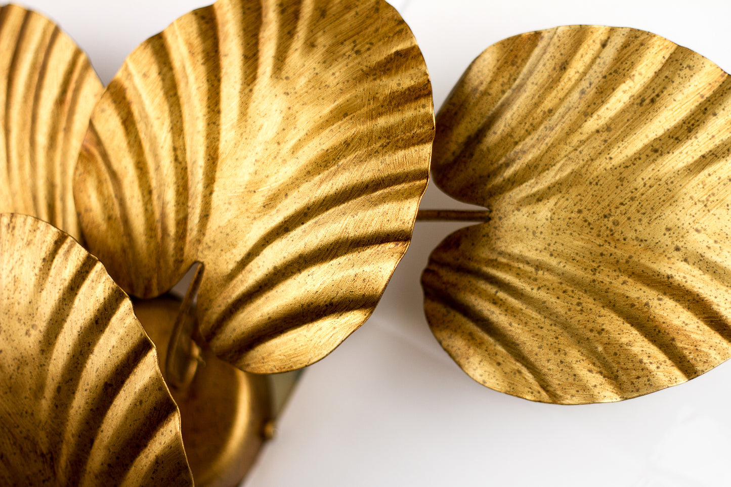 LILY ROUND CEILING LIGHT