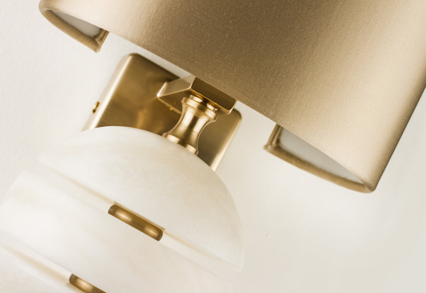 TECLA WALL LIGHT